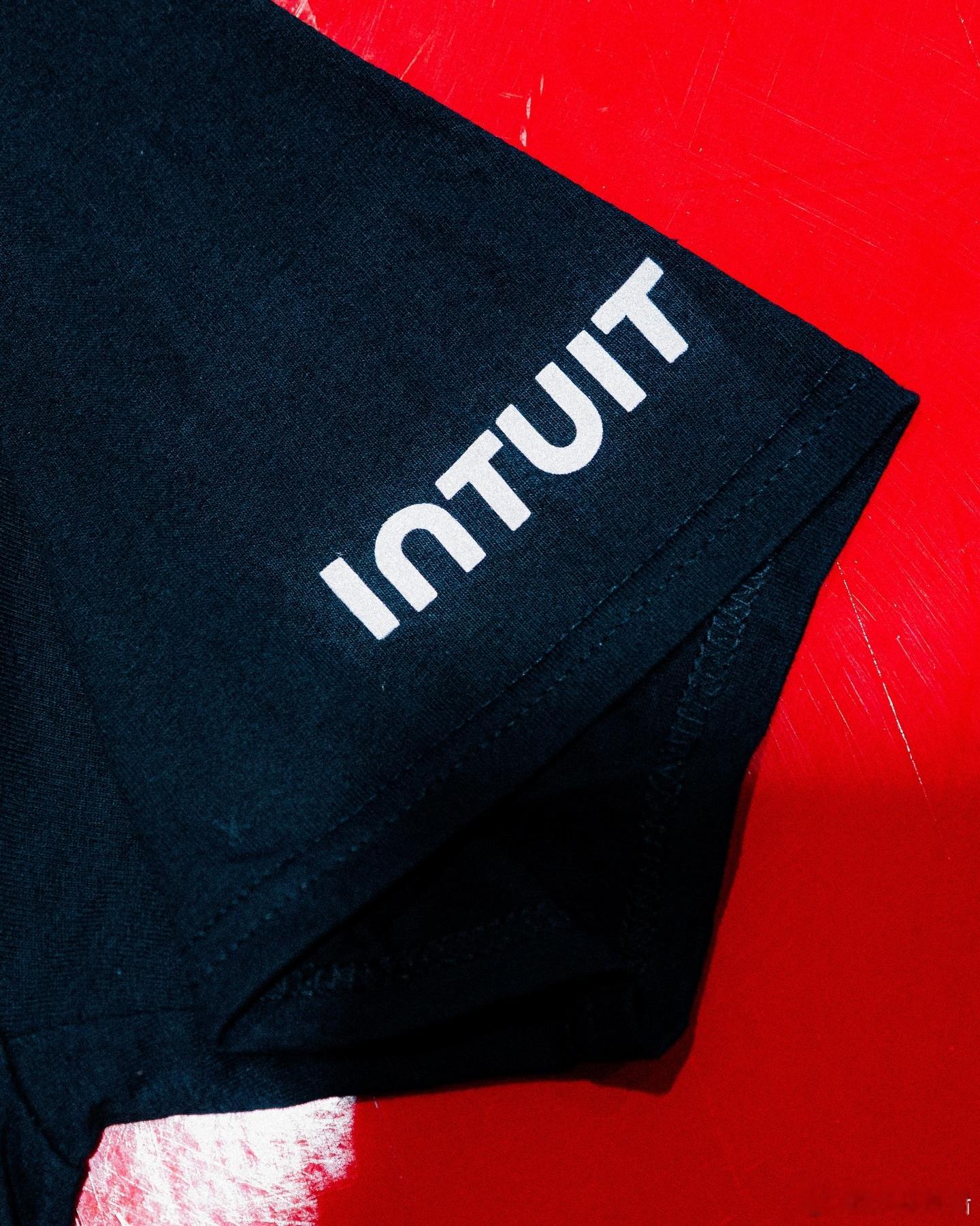 不管怎样，不用再打开拓者了！明天对勇士加油吧！ 