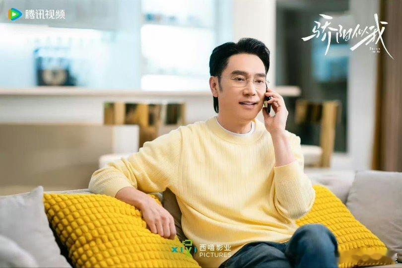 林依轮回复赵今麦16个舅爱你 林依轮回复赵今麦 “16个舅爱你”，这互动太逗。像