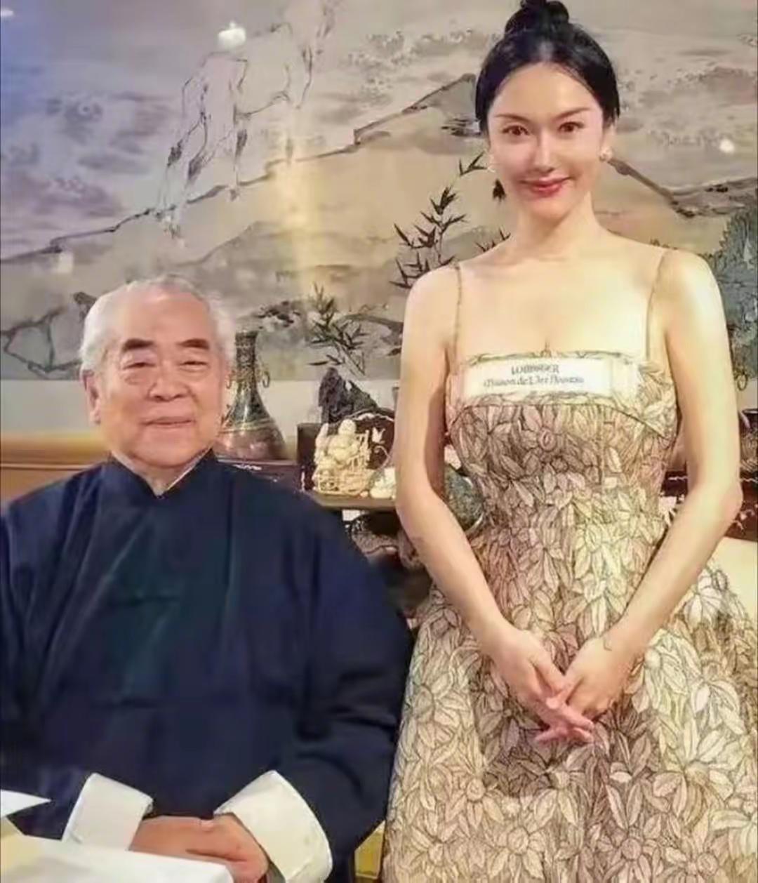 太不可思议了，
原以为张纪中73岁生子已经够震惊了，87岁的范曾直接把“高龄生子