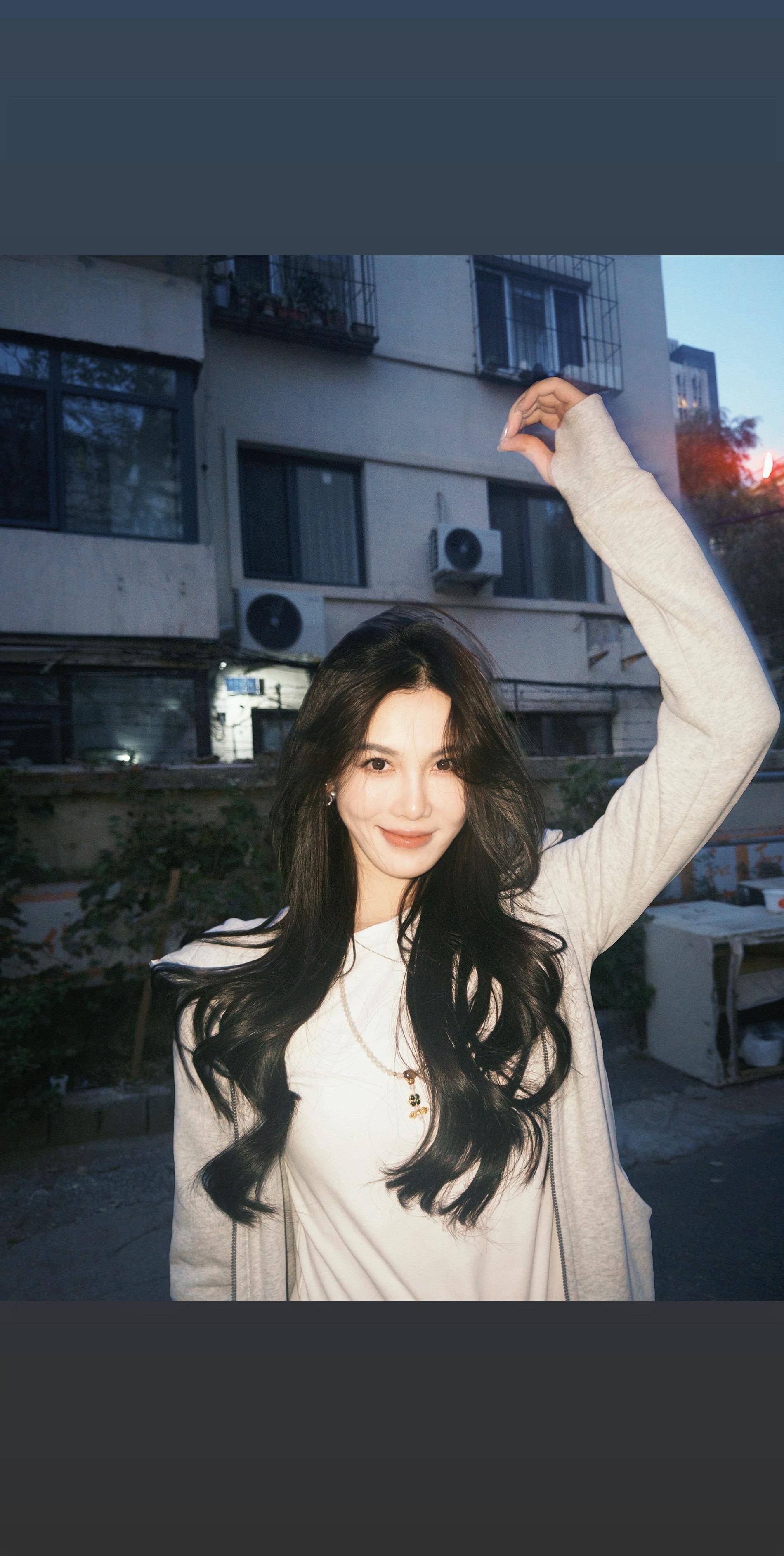 人都一样 弱时慕强 强时慕真