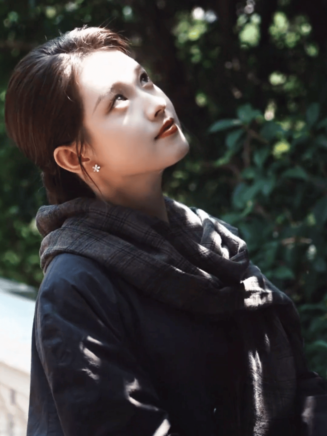 在风口浪尖给粉丝这样一句坚定的话真的很让人幸福 就喜欢如此真挚且热烈的表白
