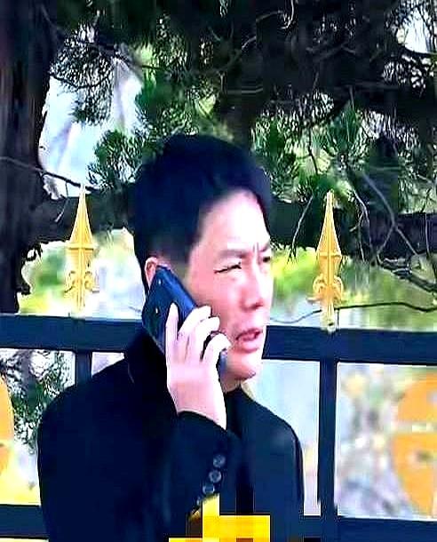 对朋友讲义气是好。
 

他为兄弟罗晋父亲的葬礼忙前忙后，可一转身就因为周丽淇，