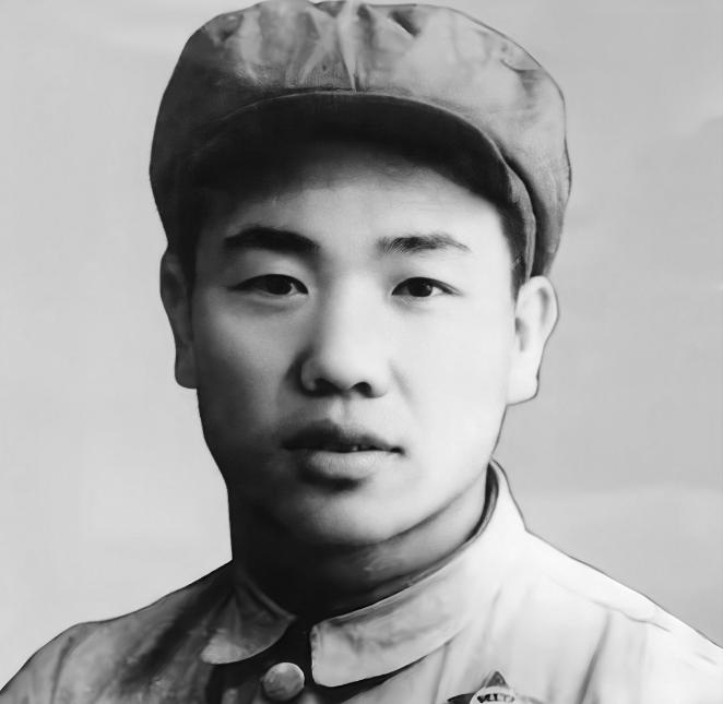 1950年，一个志愿军排长无视上级阻击美军的命令，弃守高地，放任美军坦克通过，没