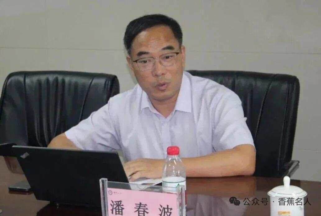 正高级教师
全国优秀教育工作者
浙江省特级教师
浙江省师德楷模
温州市名校长
 