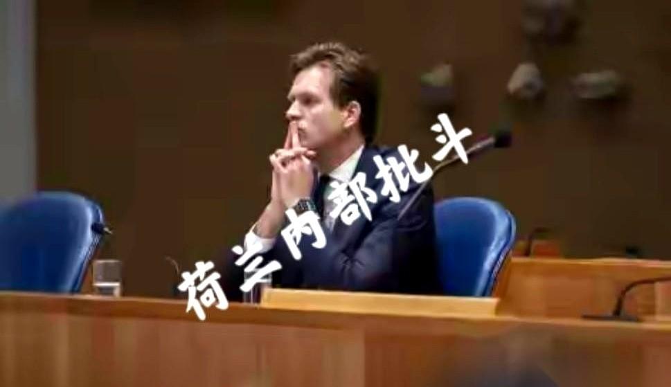 这事儿简直就是个段子。
就好比下象棋，你兴冲冲把一个“車”直接开到人家“象”眼底