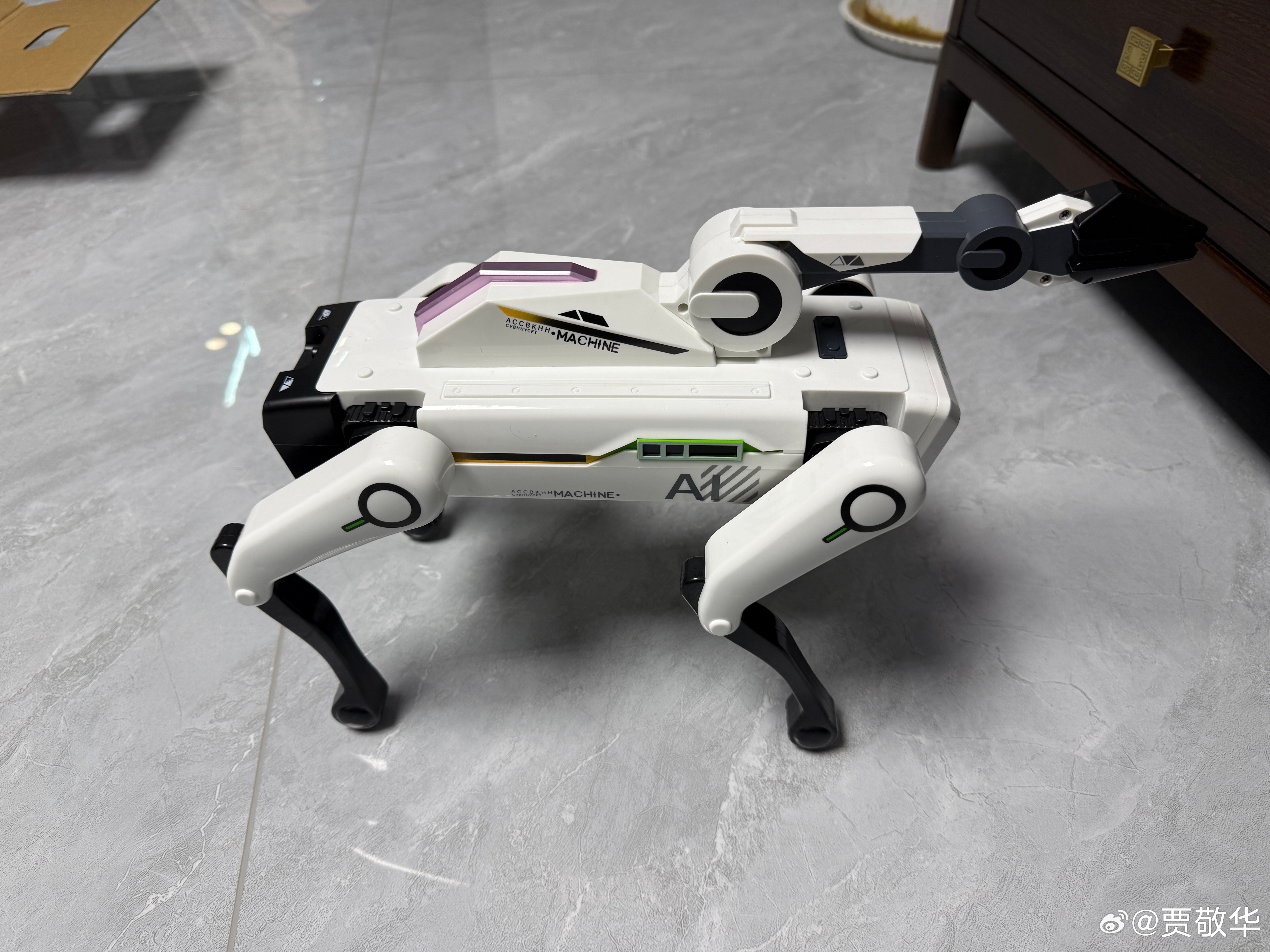 #每天早起打卡# 一觉睡到了现在，发现外面晴天了。起床，搬砖去！ 