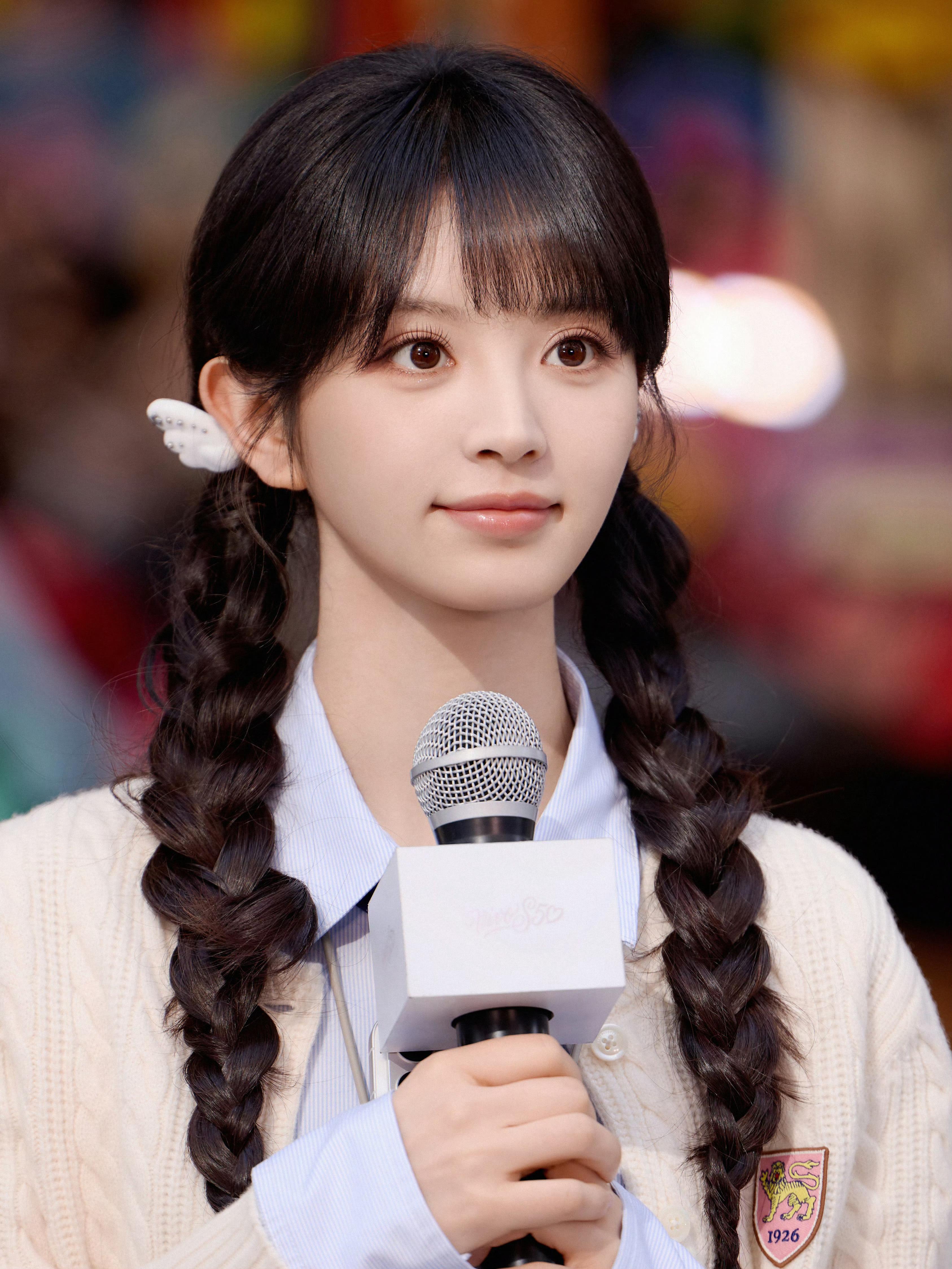 我觉得人类能长成田曦薇这样真的好牛啊 有人能懂我吗什么幼态脸都弱爆了 这竟然是天