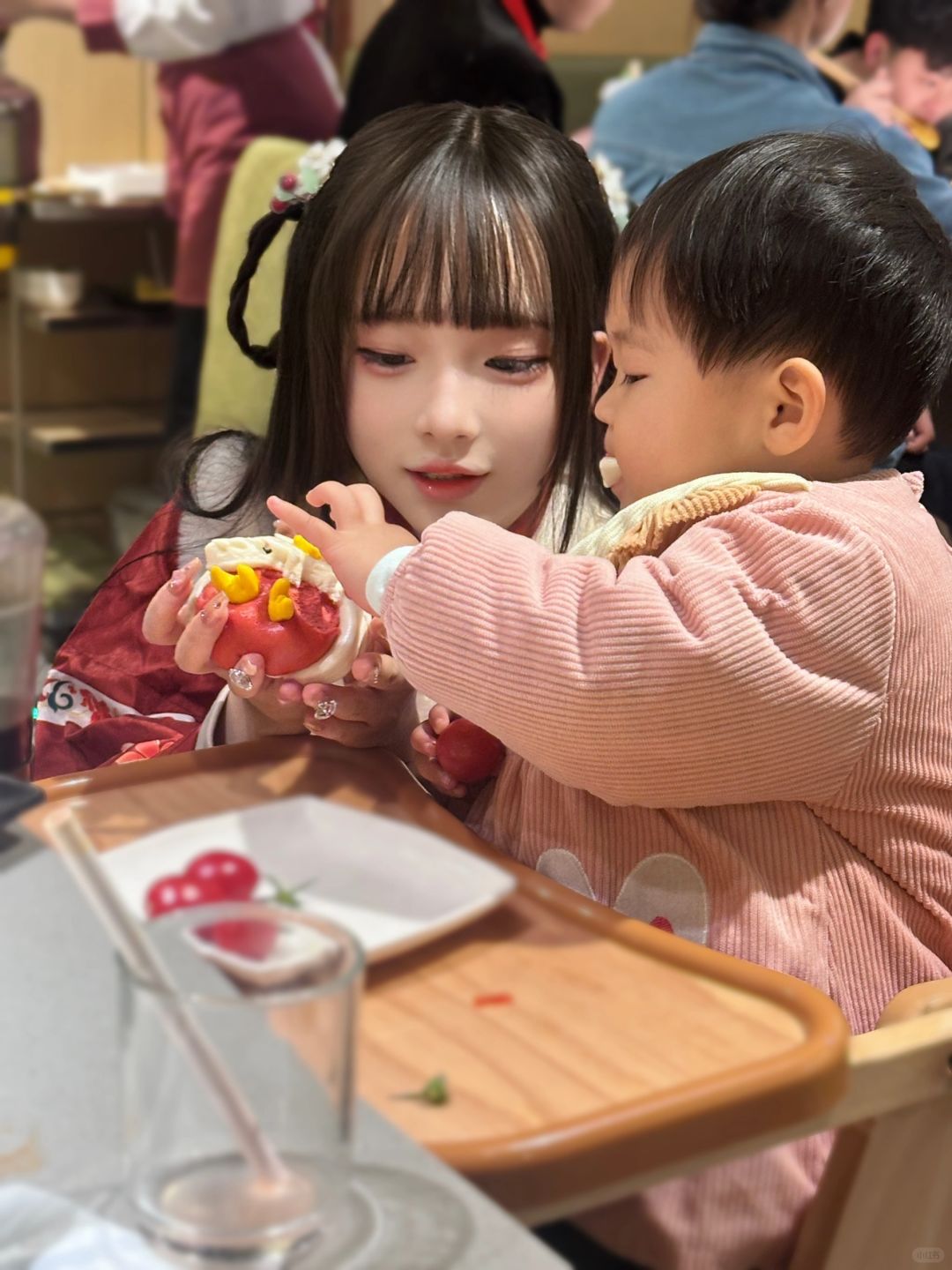 没回消息的时候就是在带孩子