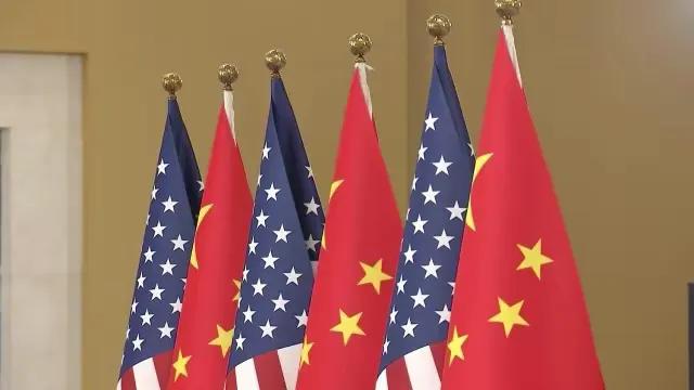 中美关系是世界和平稳定的压舱石，几十年以来，两国关系时好时坏，但是民间交流一直很