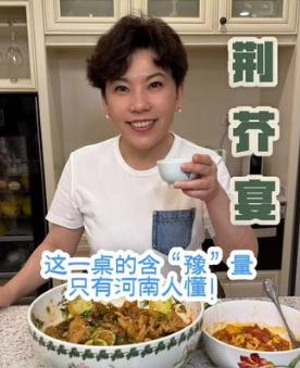 邓亚萍的经历震撼到我了，据说十岁时候她想去省队打球，那些打不过她的都被录取，而她