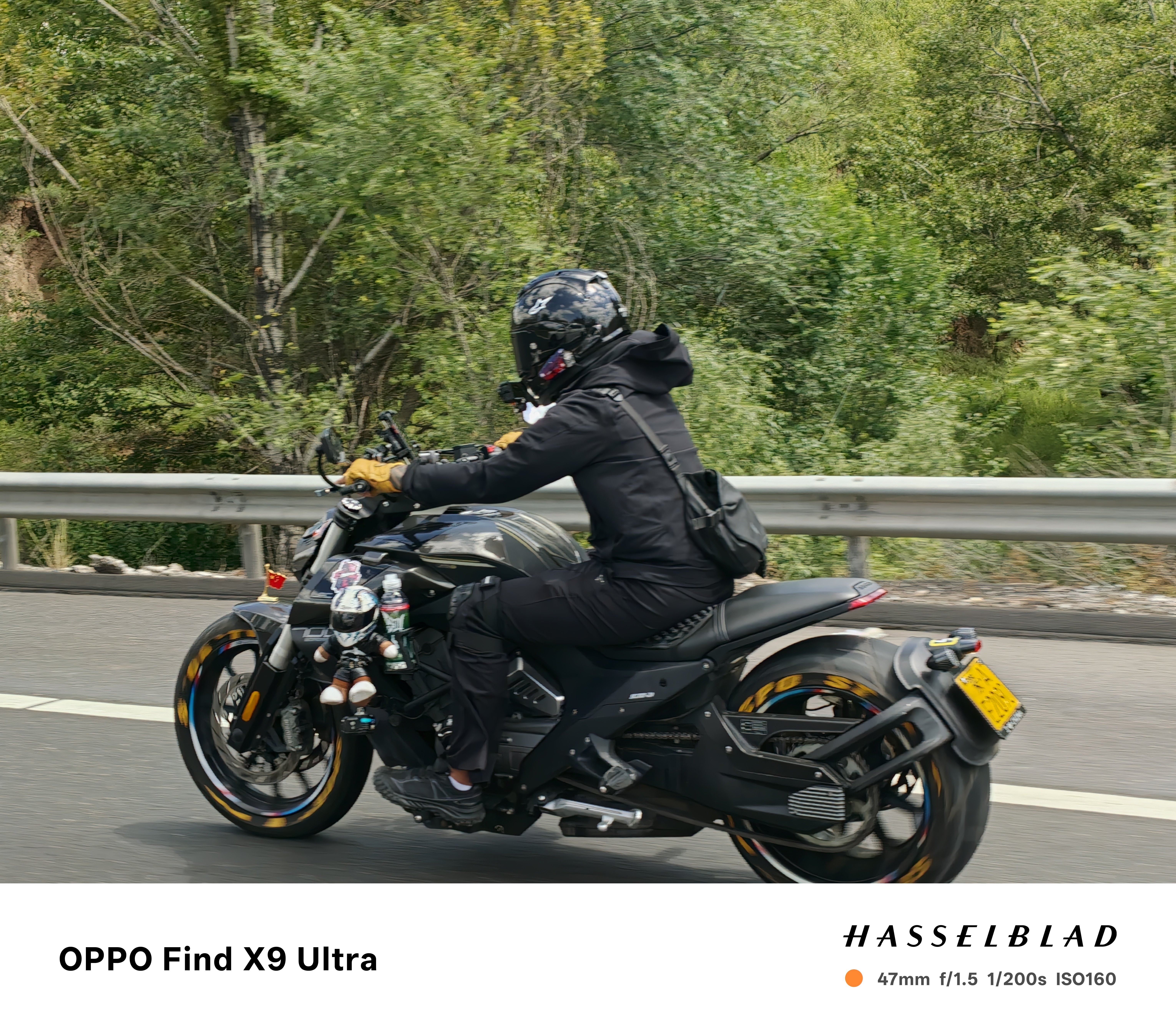 路上遇到一队摩旅机车骑士，OPPO Find X9 Ultra📷 