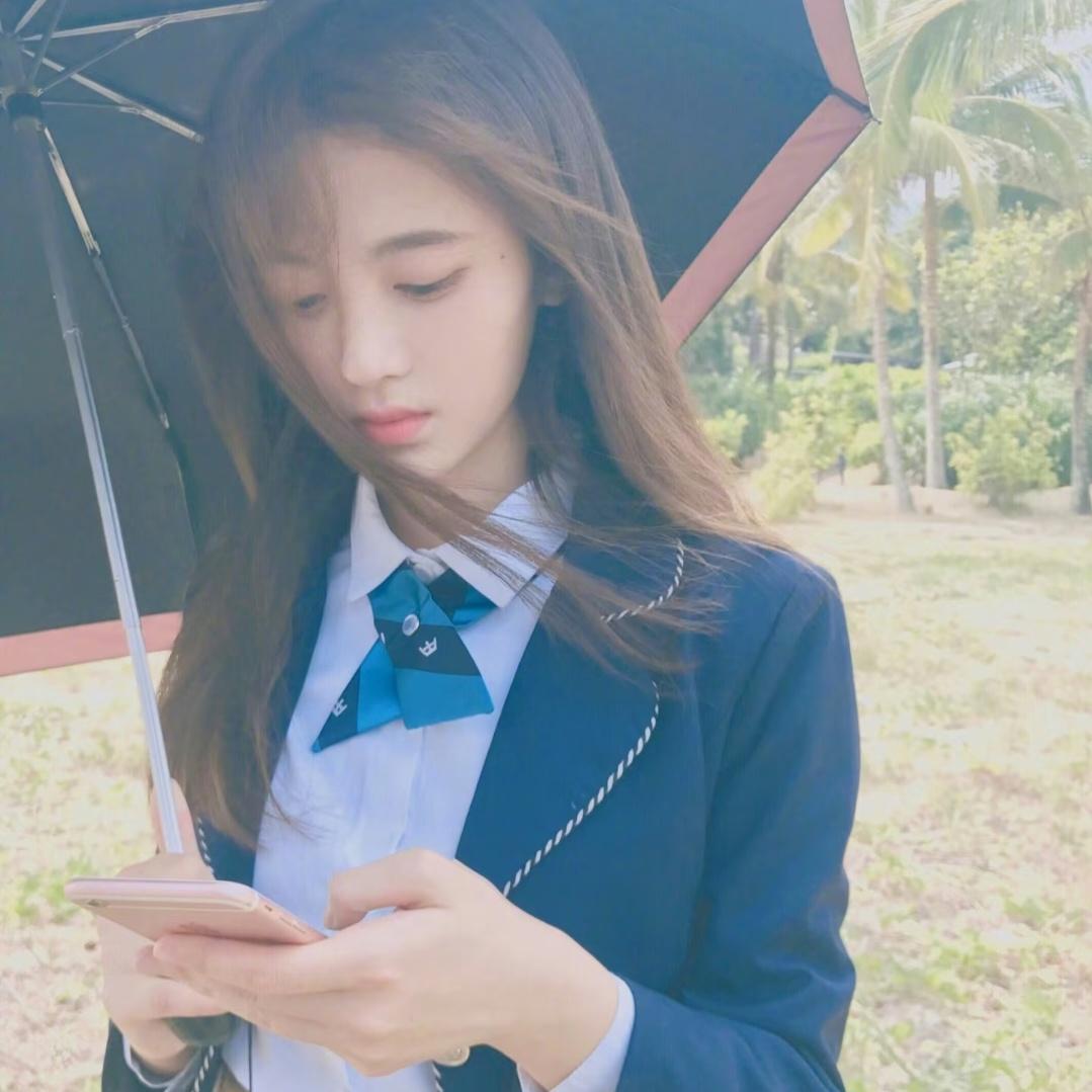 剧版千香官方[超话] 早期的姐姐 ​​​