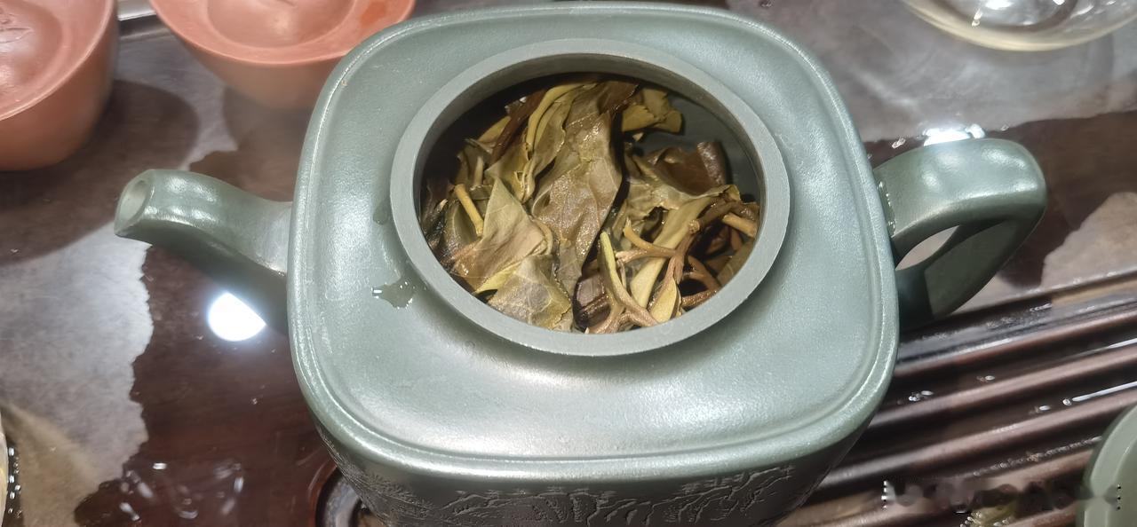 英国用的是英语，
美国用的是英语，打的是印第安人，那边有些动物，地貌与山海经很多