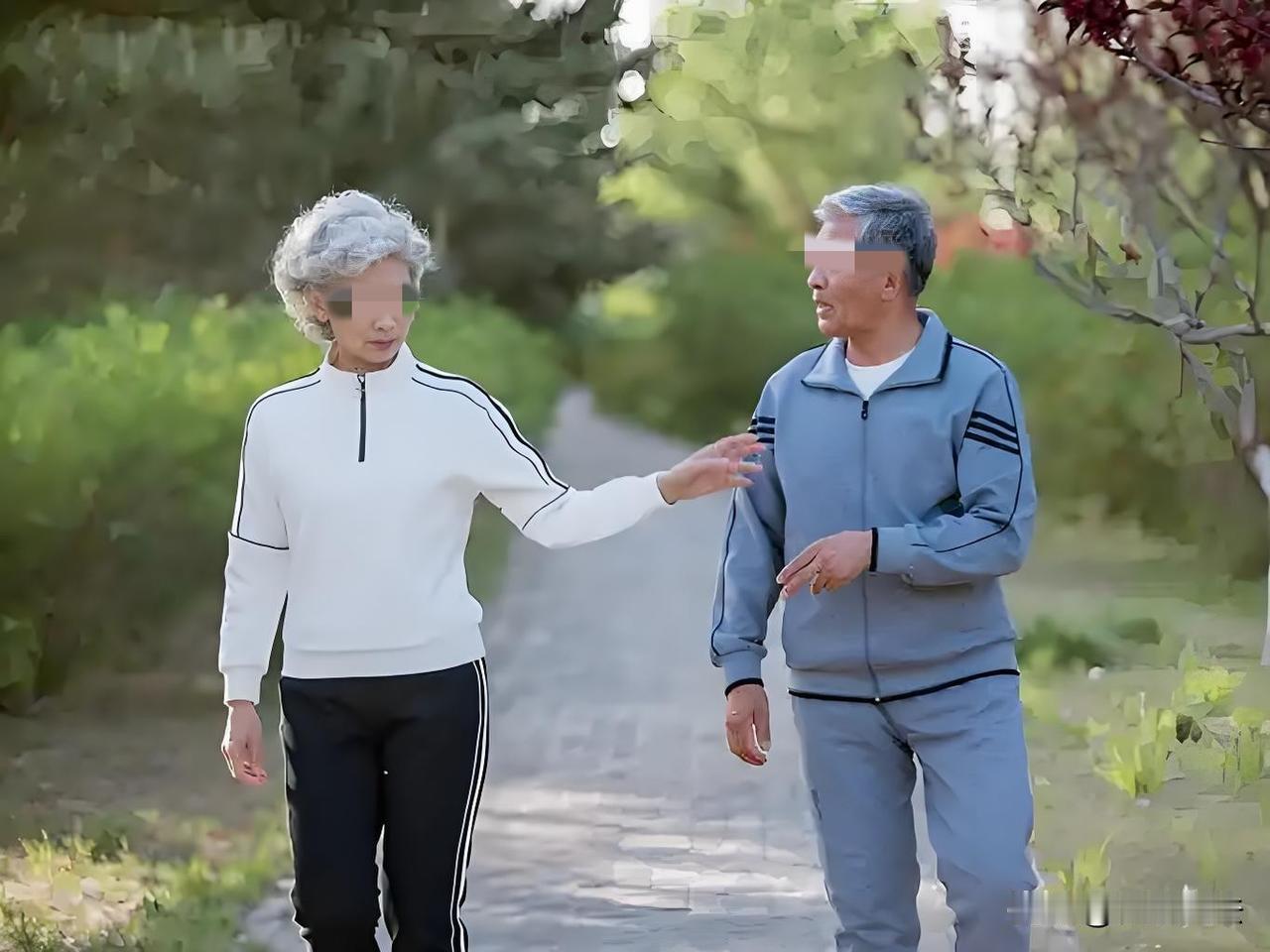 北京，60多岁女子自己有一套房子，被大哥一家占用，她就和男友商量，由男友以150