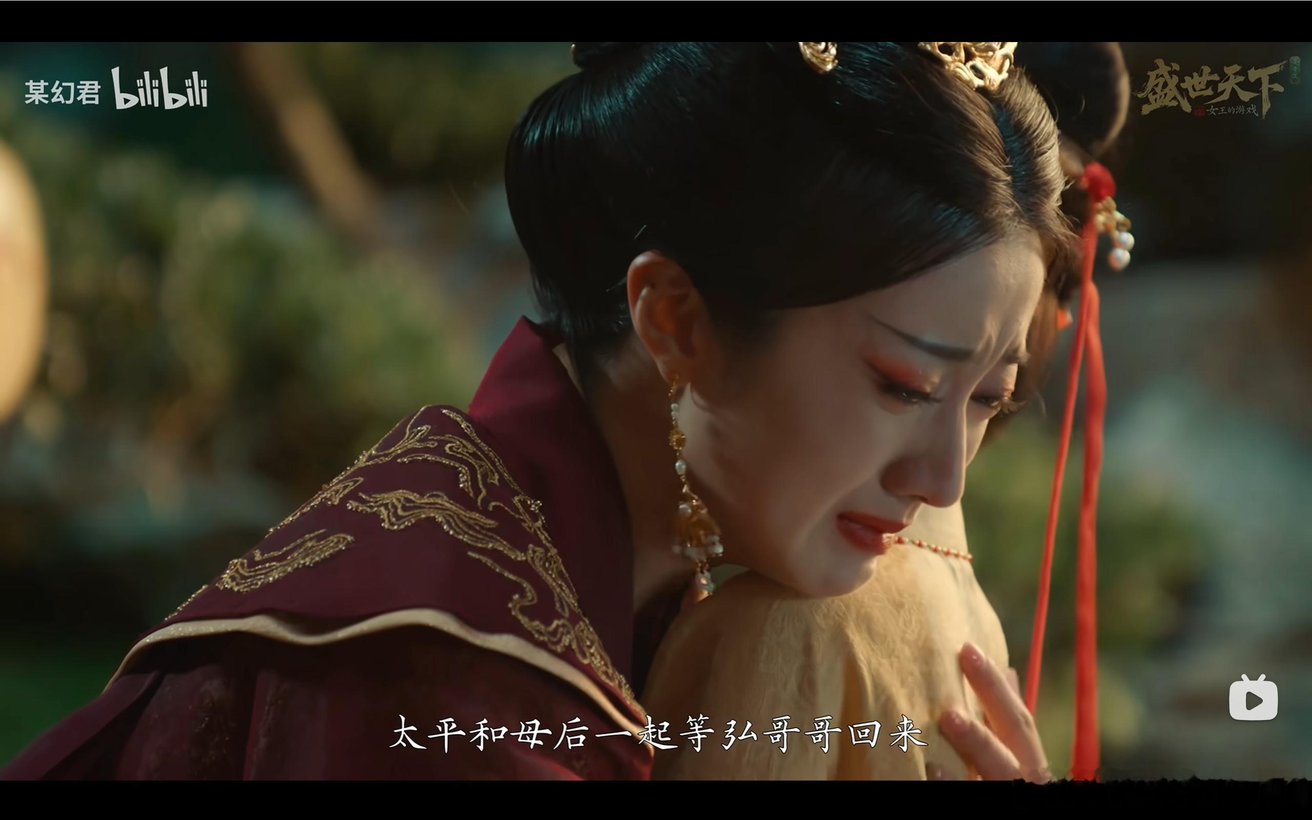 还是女儿好啊，几个娃里应该也就女儿最像她了 
