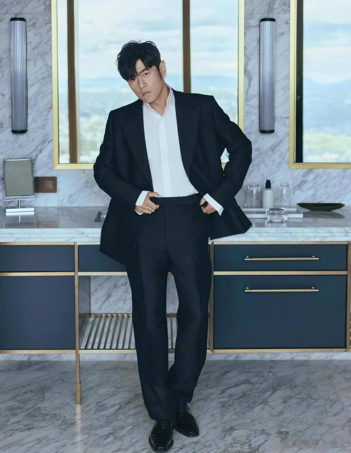 周杰伦说想尝试快闪演唱会周杰伦说最近状态很好 周杰伦在近日采访中透露想做快闪演唱