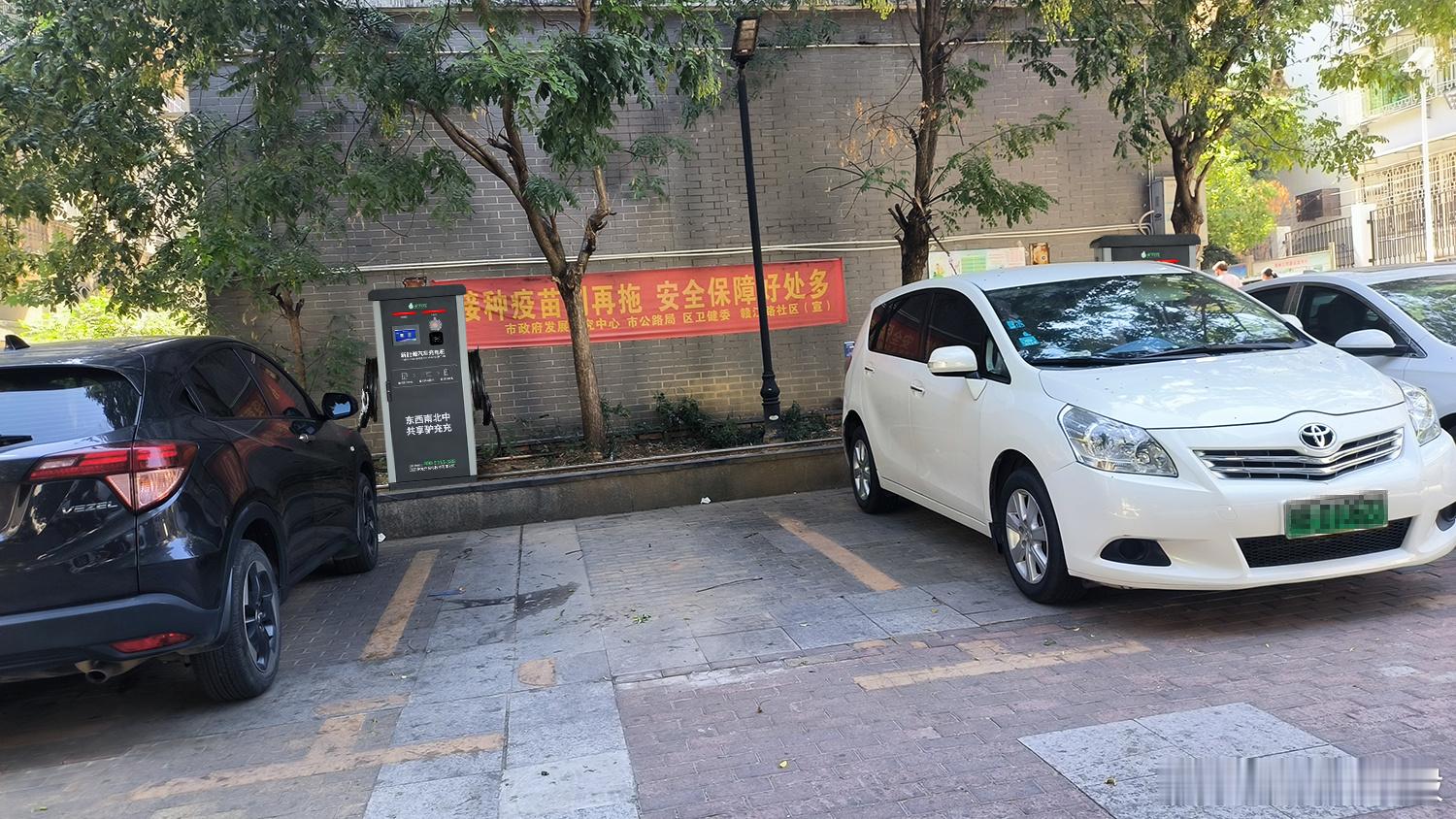 驴充充充电桩：以500+专利技术领跑新能源充电桩行业！在新能源浪潮席卷全球的今天