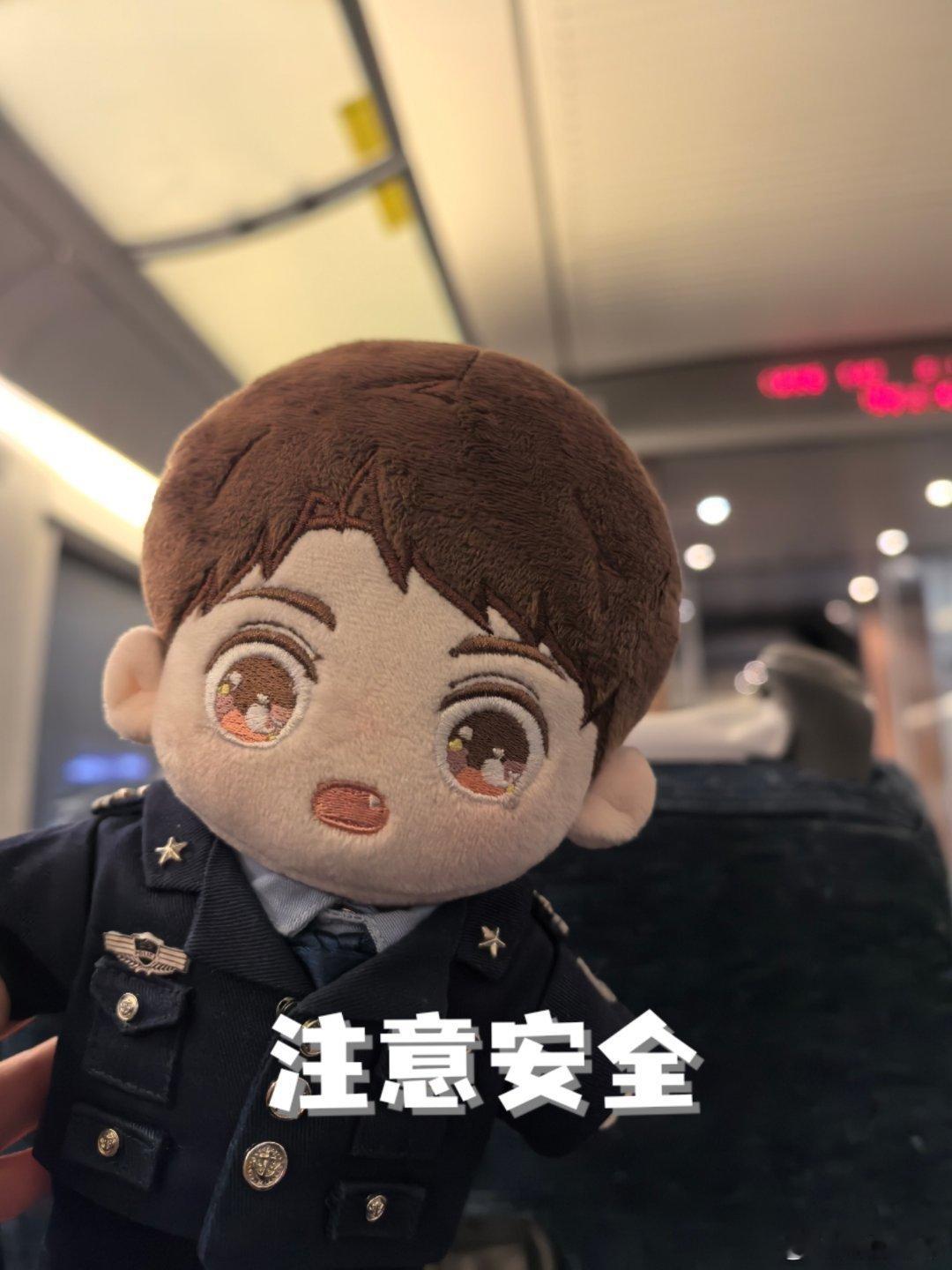 感觉还是这套衣服最可爱了，哈哈哈。 