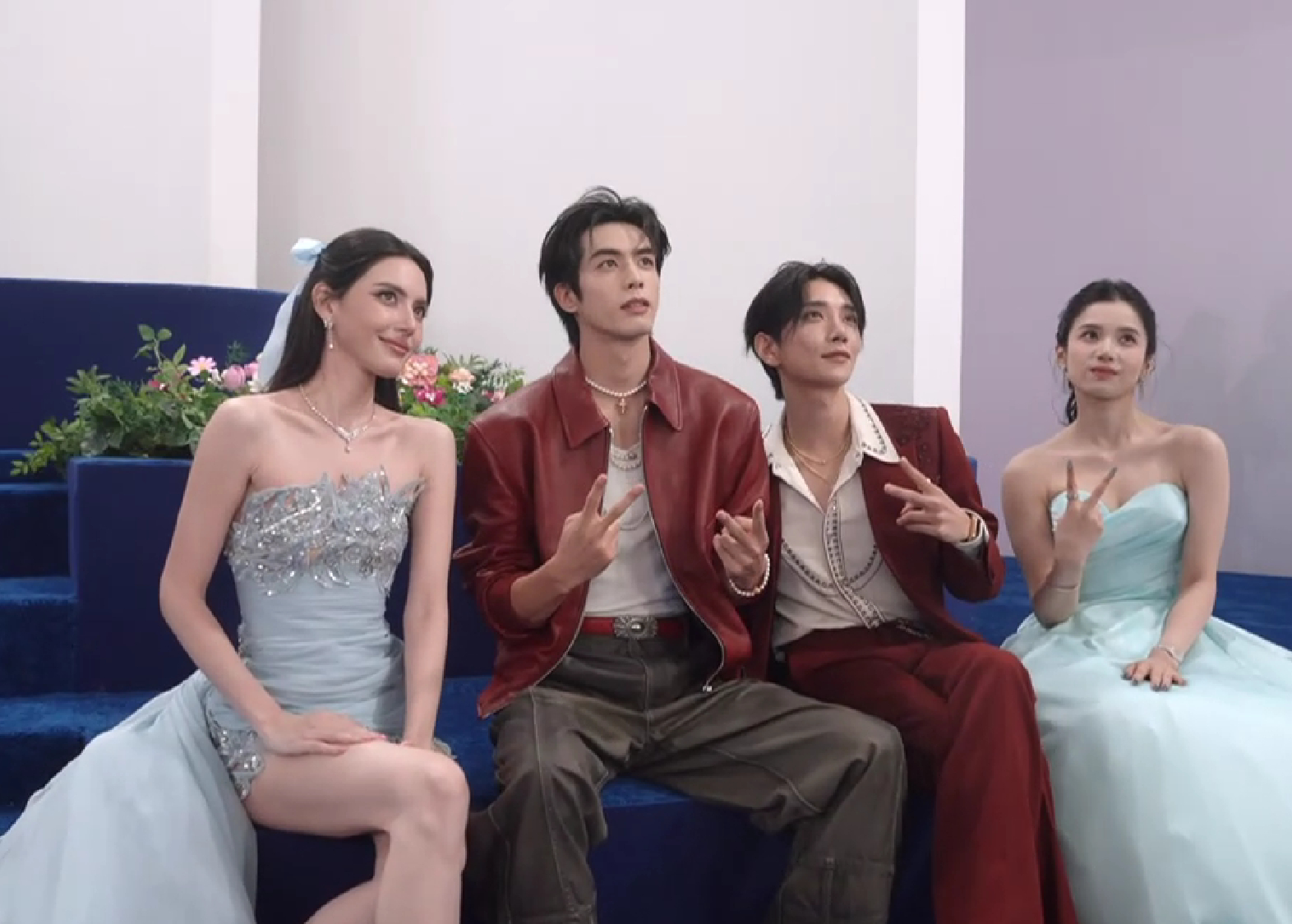 宋威龙张婧仪洪知秀mai合照 中韩泰的门面们~！ ​​​