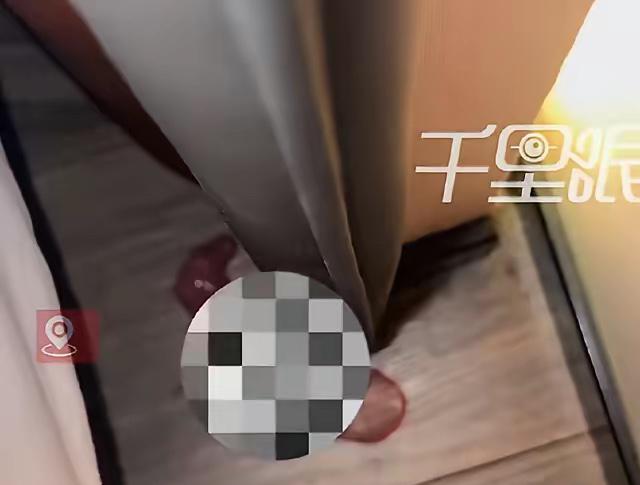 甘肃兰州，一对情侣去酒店开房，折腾了一个晚上，到第二天才发现房间里有异常。就在床
