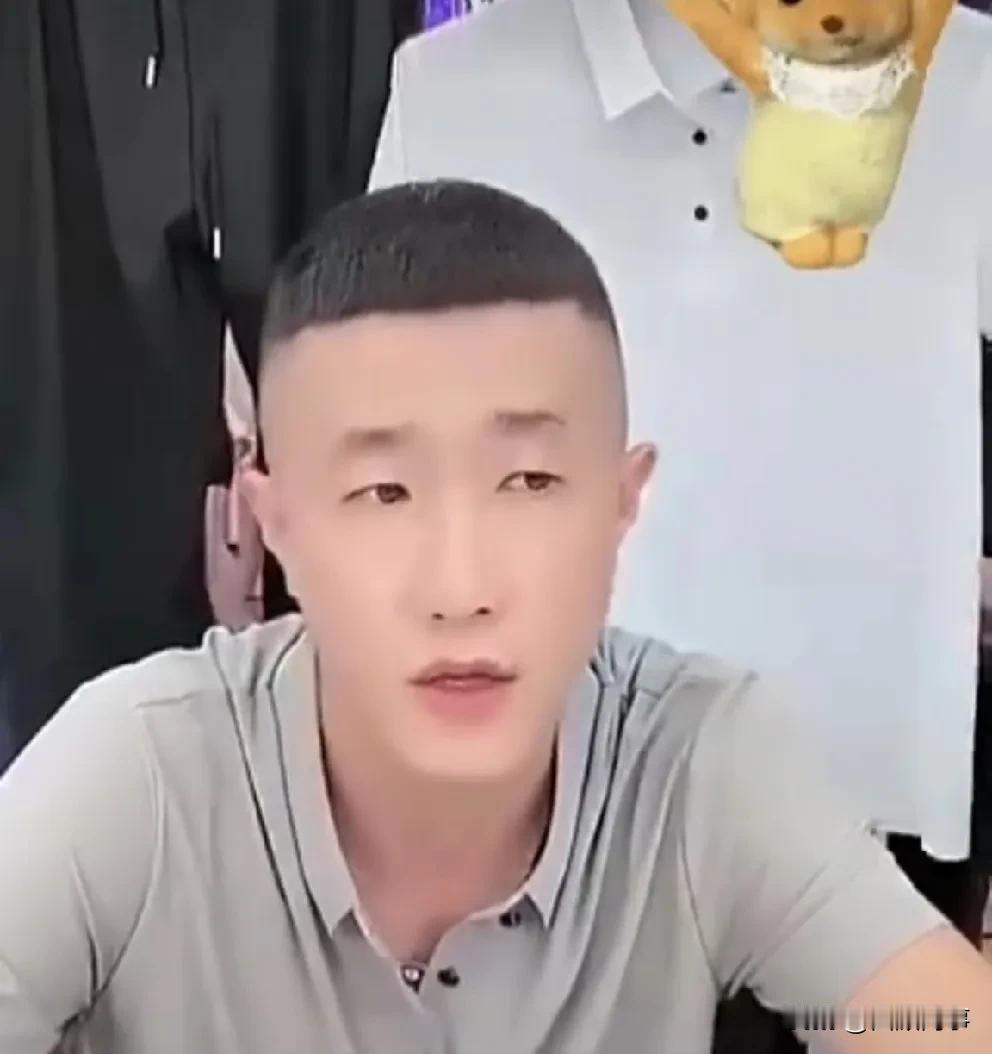 张二嫂活的通透不在乎十万加，不影响我抽雪茄骑摩托！

          任何人