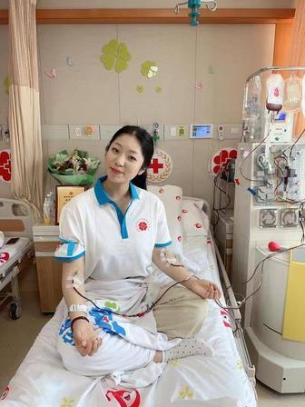 “太感人了！”杭州 21 岁实习小姑娘突然跟老板申请十天长假。老板当场火冒三丈厉