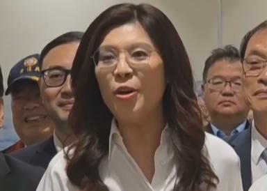 万万没想到，台湾省时事评论员郑丽文竟然抛出了这么犀利的问题！她曾经问道，如果有一