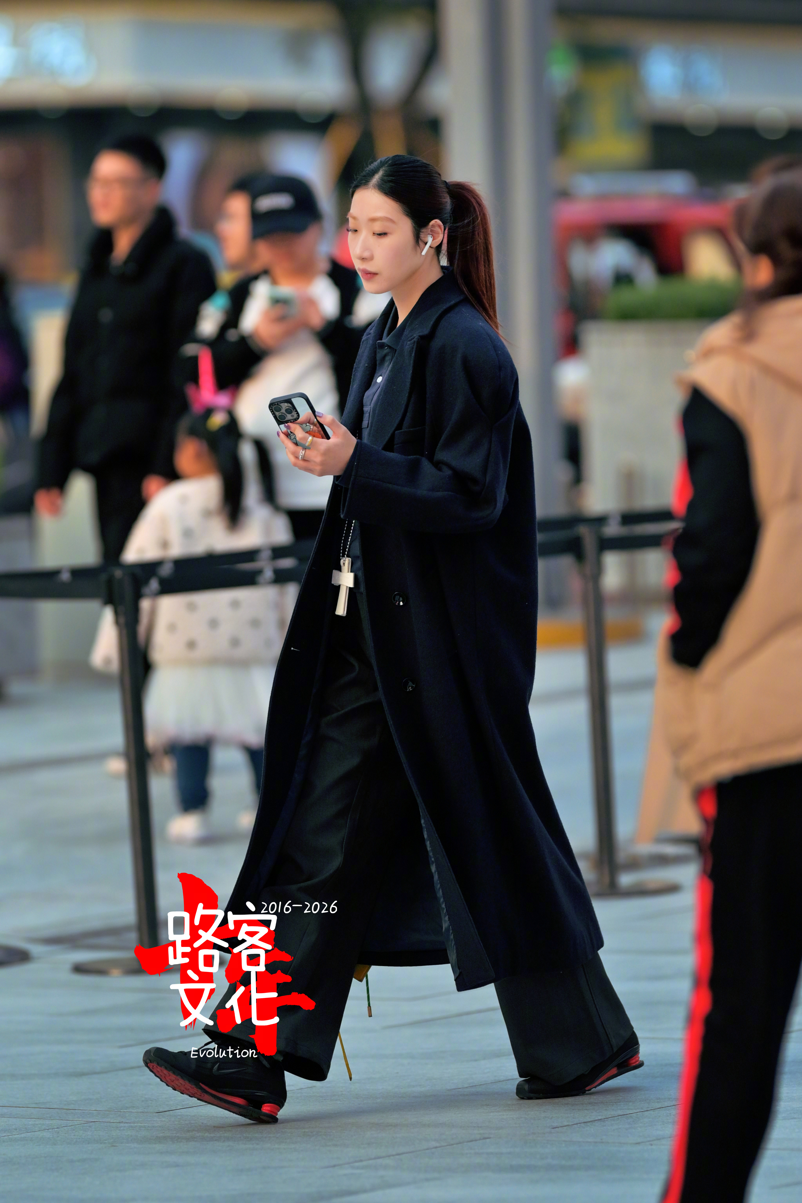 酷酷的SHOX一般小女生驾驭不了这双 