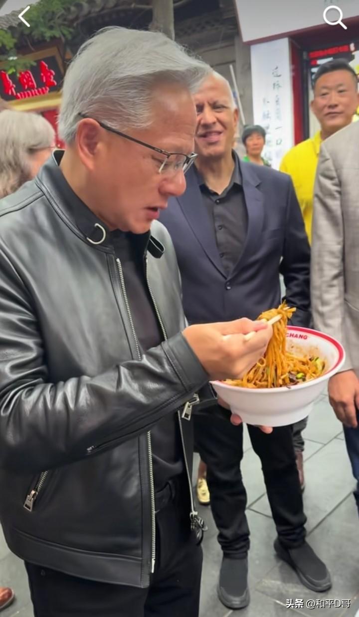 东山精密旗下索尔思的两大核心1.6T方案：EML、LPO，再加硅光版本1.6T光