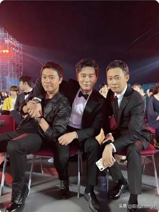 张译这人吧，单拎出来看，可能真不是那种第一眼就让人觉得很帅的男明星，但他和公认的