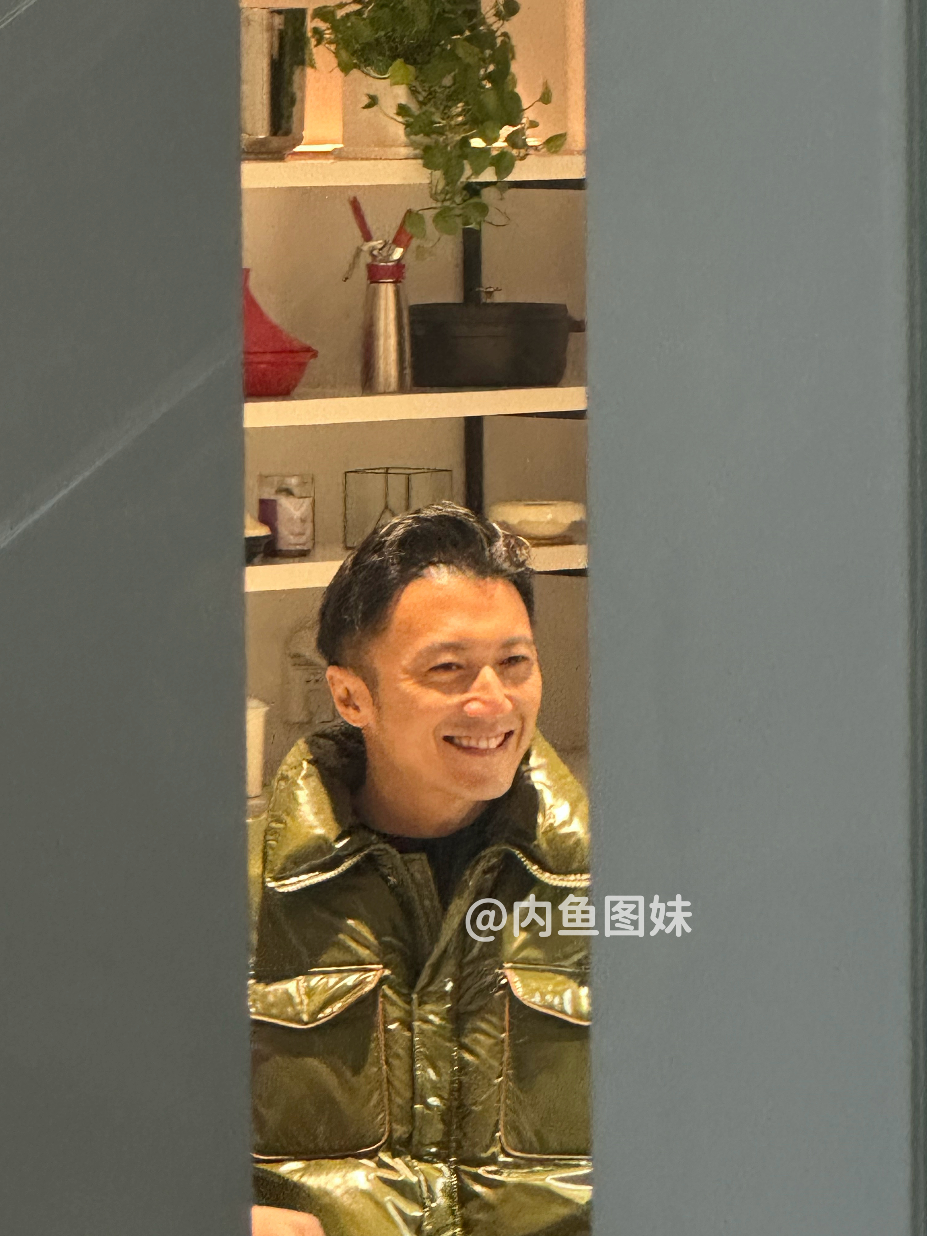 谢霆锋  《锋味》拍摄中法拉利老了也是法拉利