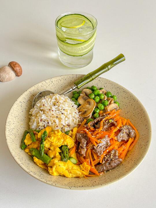 干净饮食🥒牛肉炒胡萝卜藜麦饭🍛无糖汽水