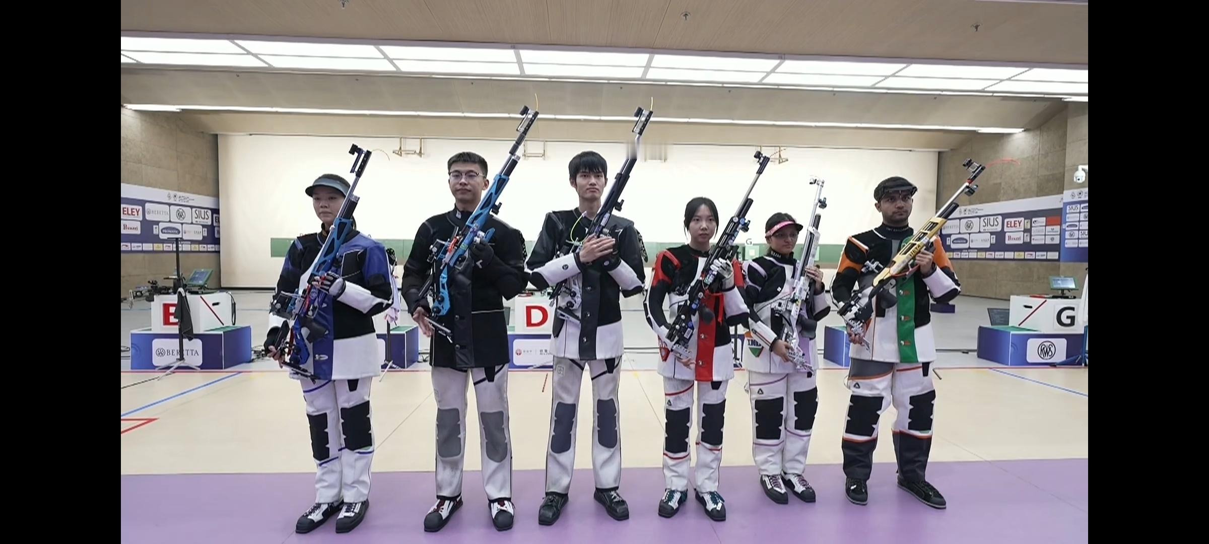 10米气步枪混合团体🥈杜雨宸/张常鸿黄牌感觉还是有点影响 