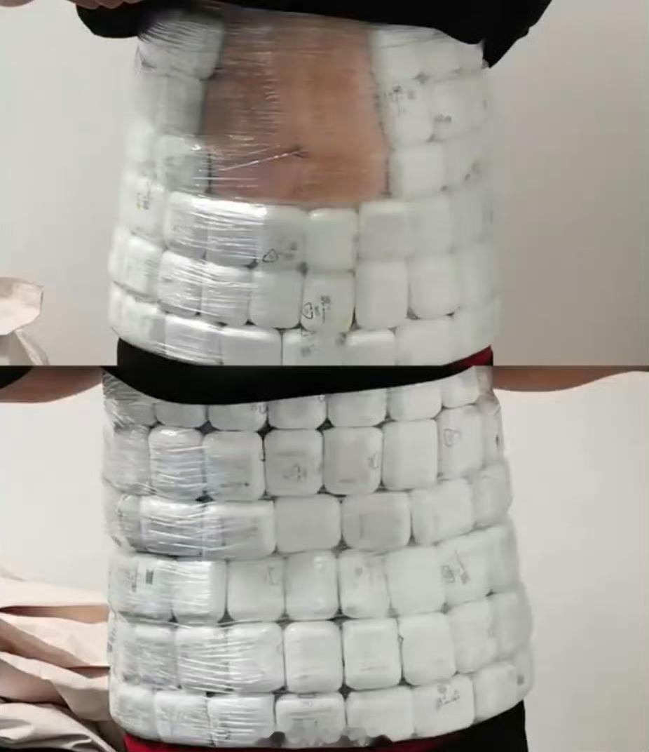 男子把耳机藏成100块腹肌入境 这是电视看多了还是小说看多了[笑cry]怎么还真