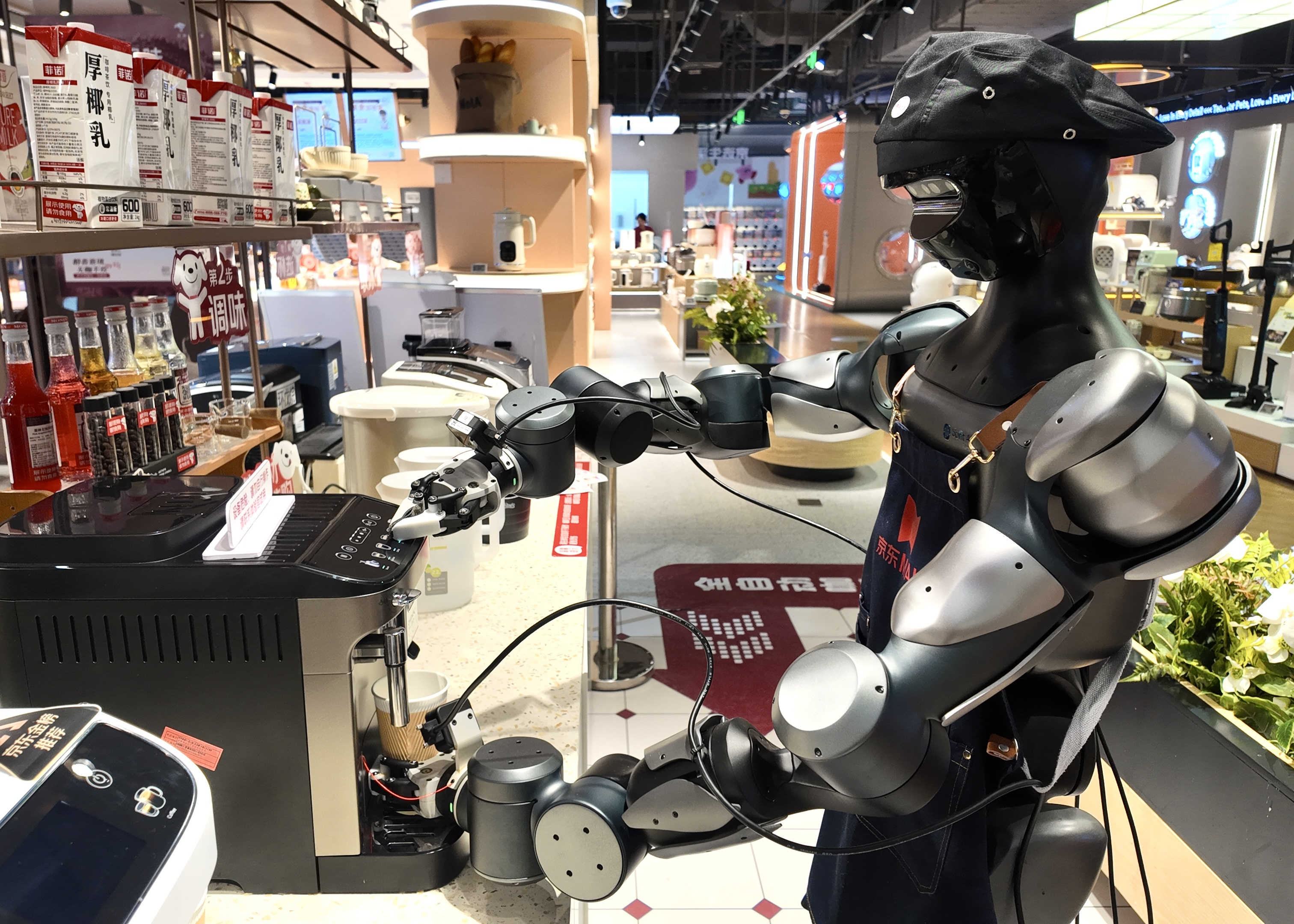 【#雷军马云同时押注一家企业#】#雷军马云在具身领域首次同时押注#红星资本局4月