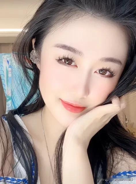 血型排行榜！
一:最容易动怒的人是:
1、O型:急性子，一点小事就能惹火他，性格