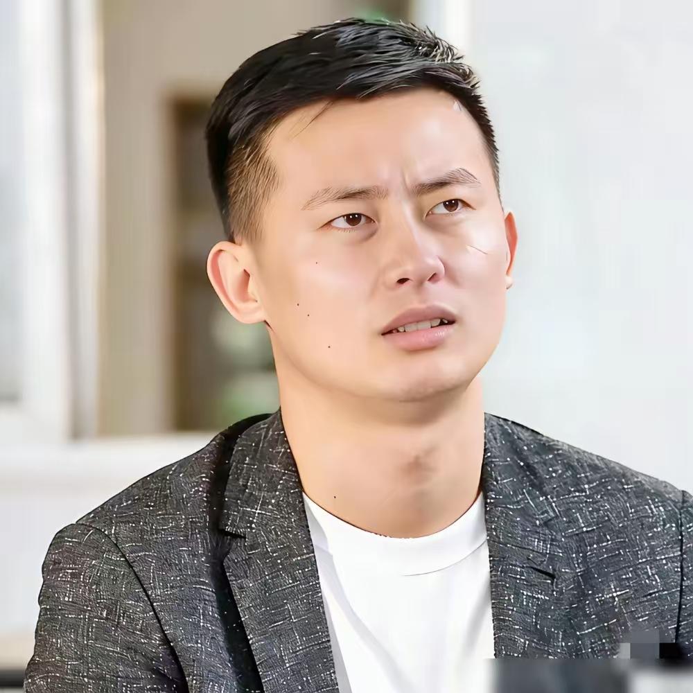 武亮和张老师是一种人，这个事情如果是反过来，当初的新东方如果给张老师这个机会了，