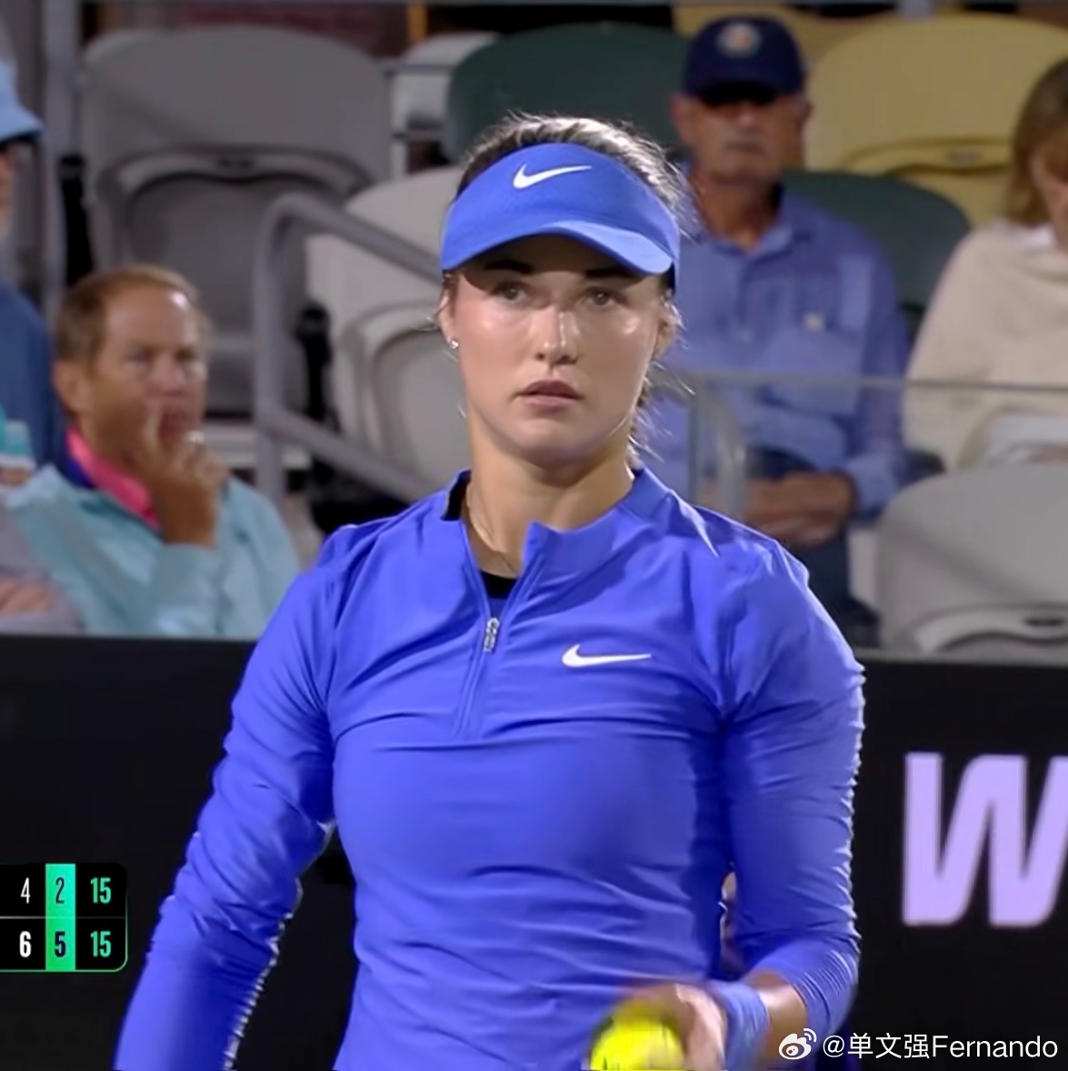 卡琳斯卡娅！！！查尔斯顿500赛八强✅刚刚以6-4/6-2击败了巴多萨，球是真的