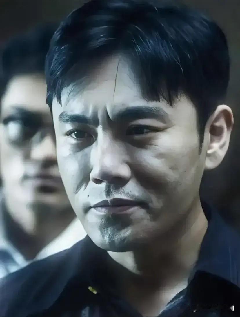 发现了一个玄学
只要是秦昊演得电视剧
不管他演的是正派还是反派，他都是观众讨