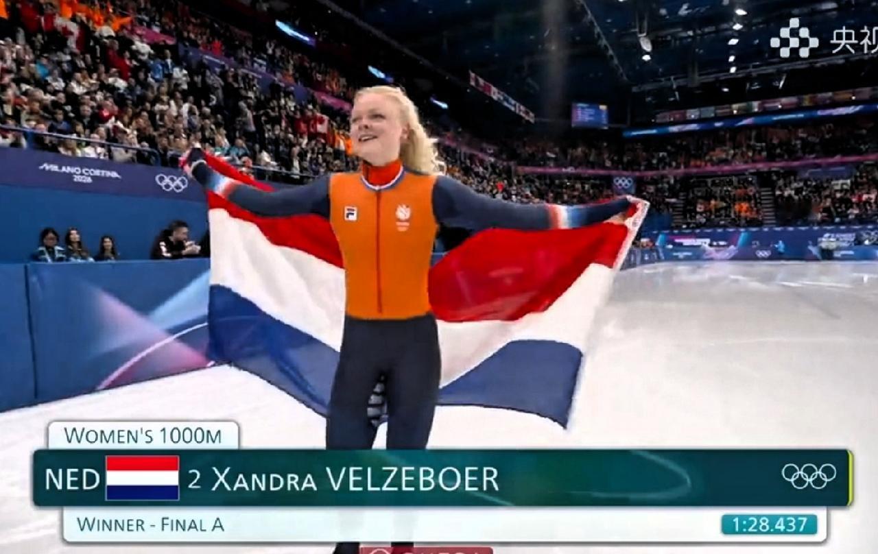 大年除夕之晚，随着菲尔泽布尔在女子短道速滑1000米夺冠，仅有1700万人口的荷