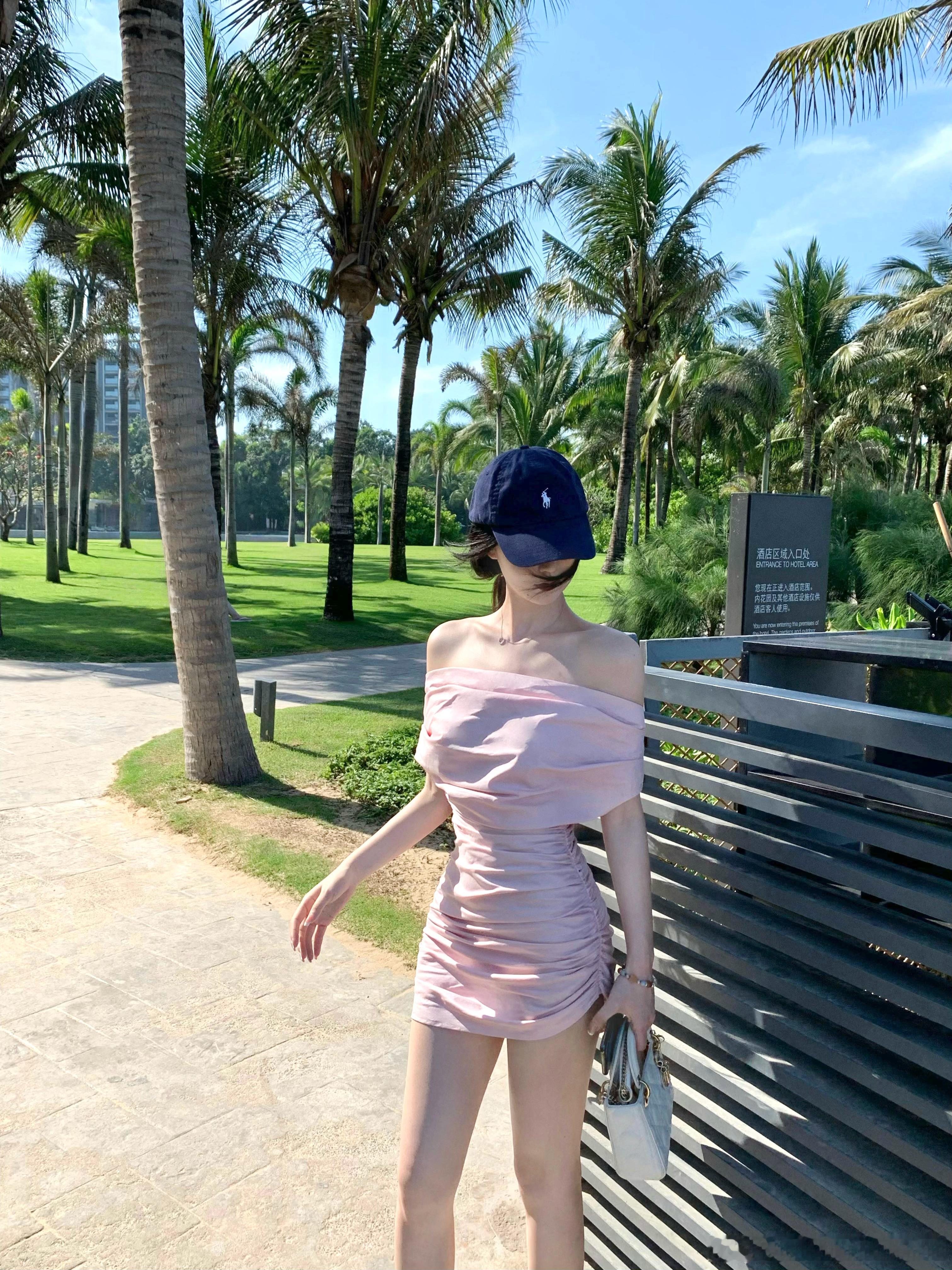 【蜜桃汽水】温柔甜美的粉色+精致细节穿上直接化身人间水蜜桃，美到挪不开眼！精选柔