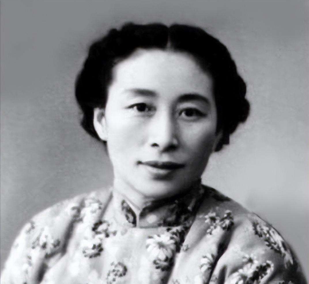 陈赓四处宣扬傅涯倒追他，傅涯始终沉默不解释，彭德怀笑称陈赓这脸皮是不是太厚了？