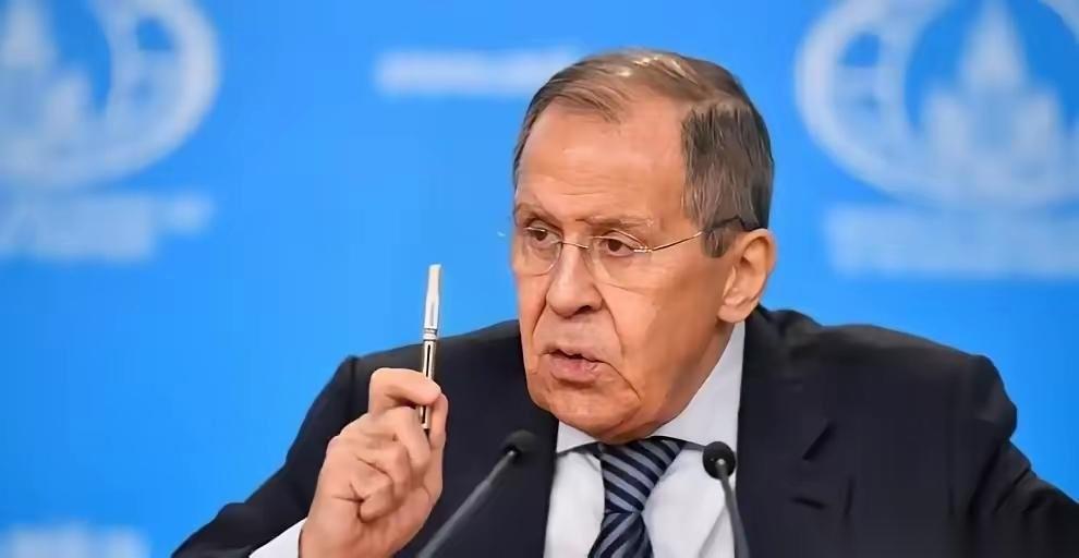 拉夫罗夫直接把话说透了，他直言不讳地表示，很多背叛祖国的人都愿意跑去美国定居，原