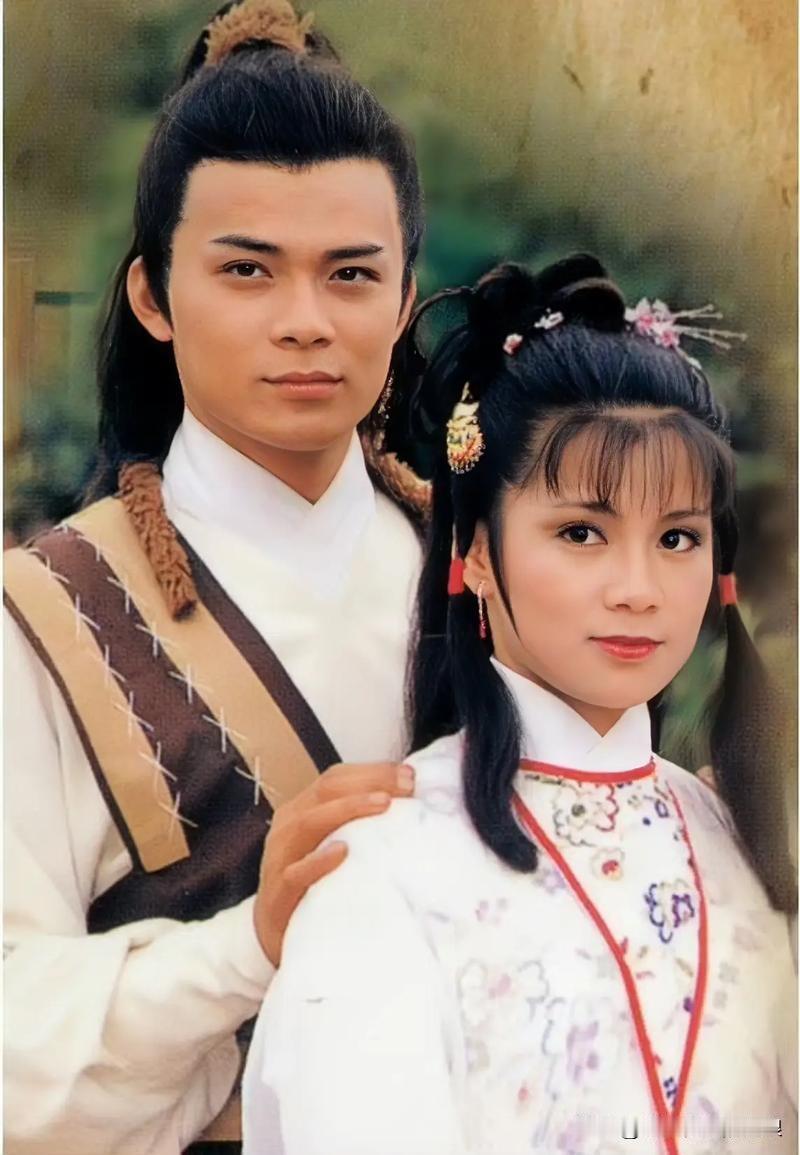 黄蓉幸亏是和郭靖在一起了，要是遇到个和杨康一样的，绝对是新一代的黑白双煞

黄蓉