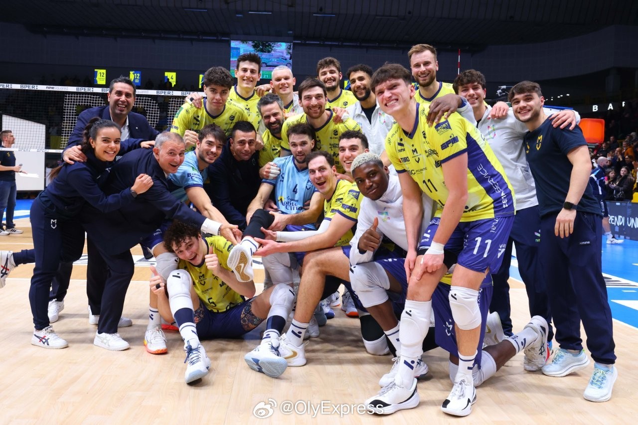 【意超男排特伦蒂诺再受挫 1-3败走摩德纳四天两败】国际排坛战报速递 1月14日