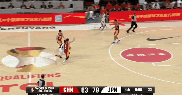 中国男篮彻底崩盘！末节主场落后19分局势危矣，杨瀚森回来也无济于事！

男篮世预