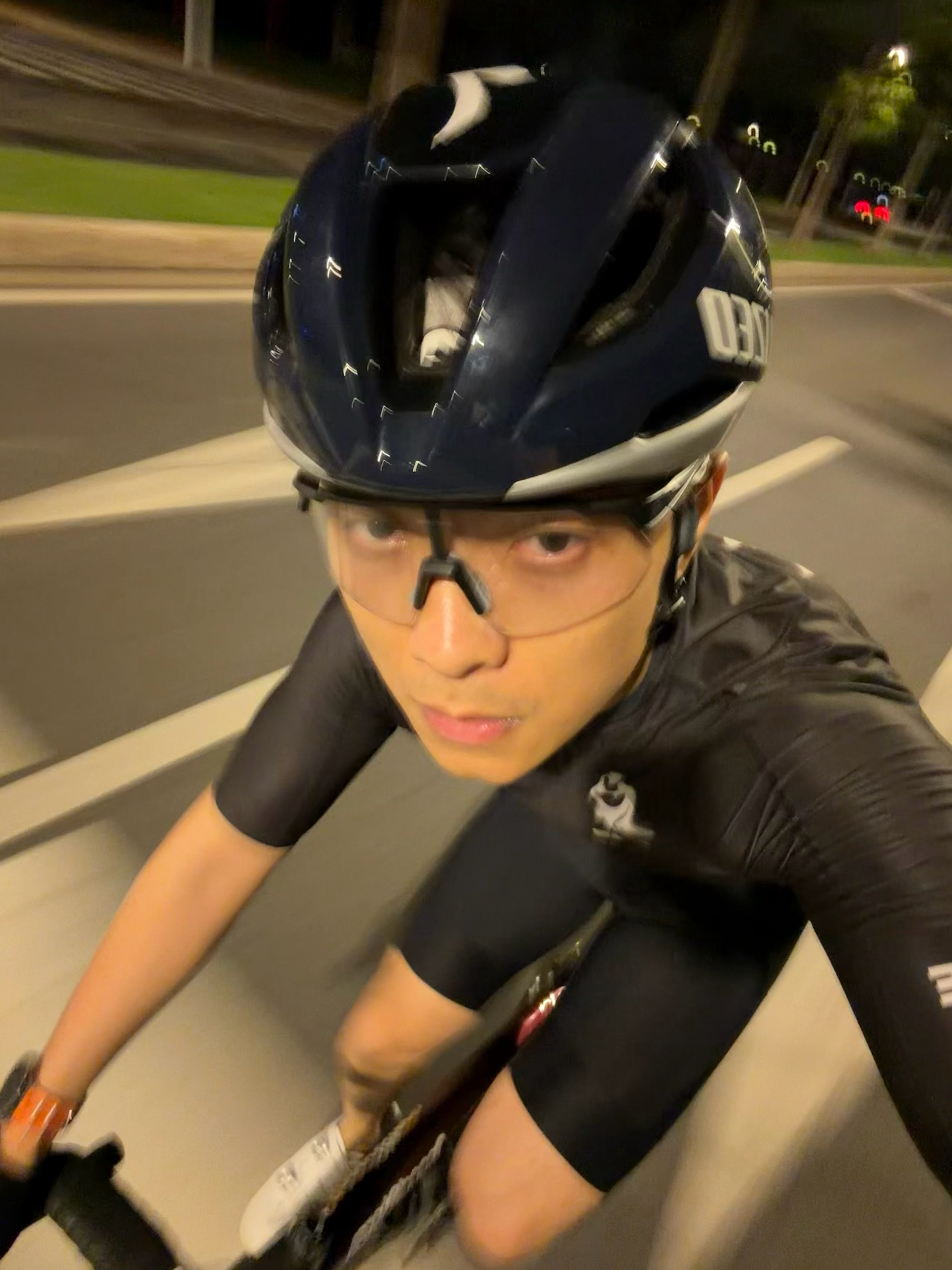 低碳有氧，真的好难，心情低落硬扛🙁 