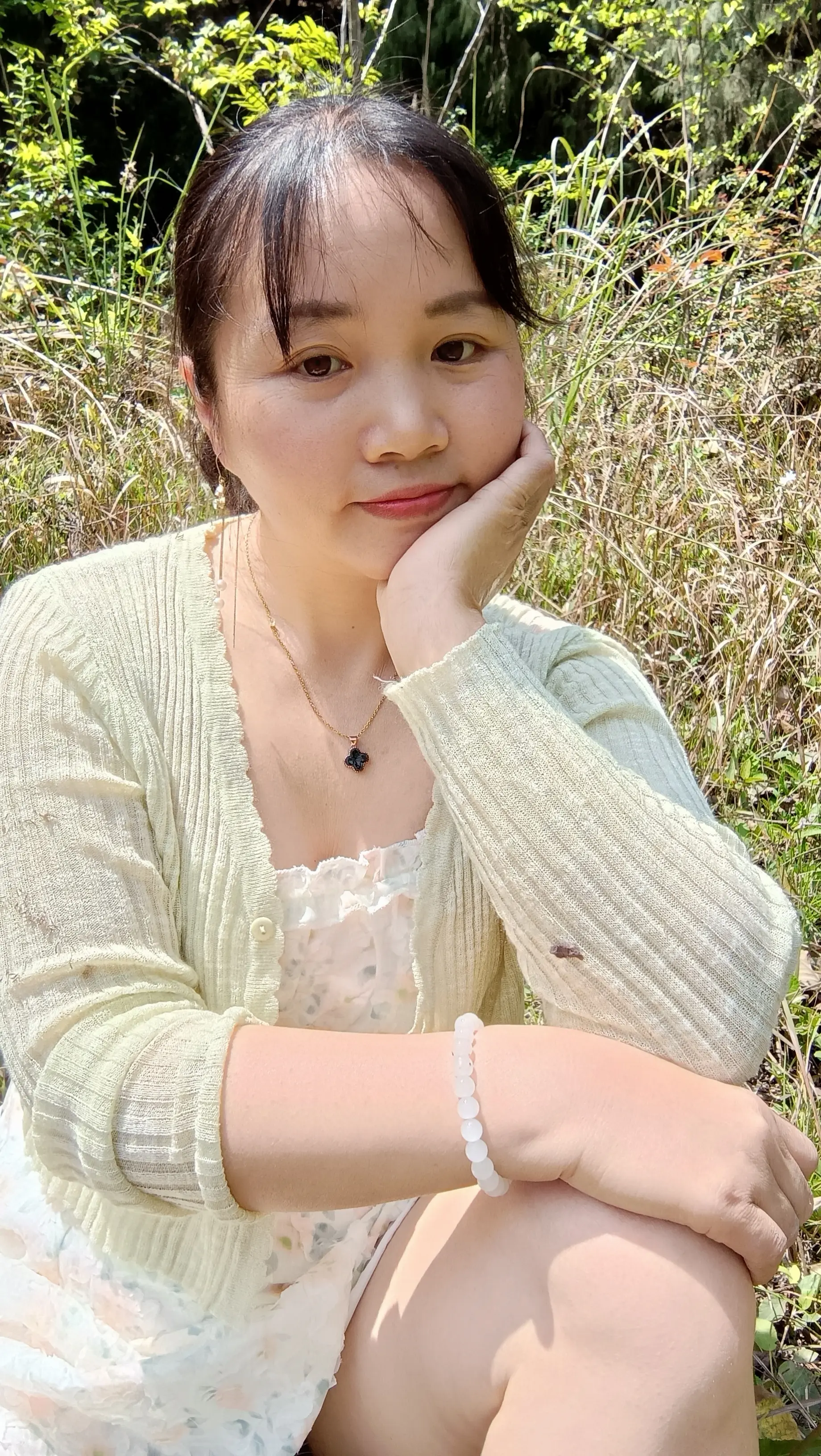 对姐好点，少伤姐的心，姐的心里住的全都是你😉