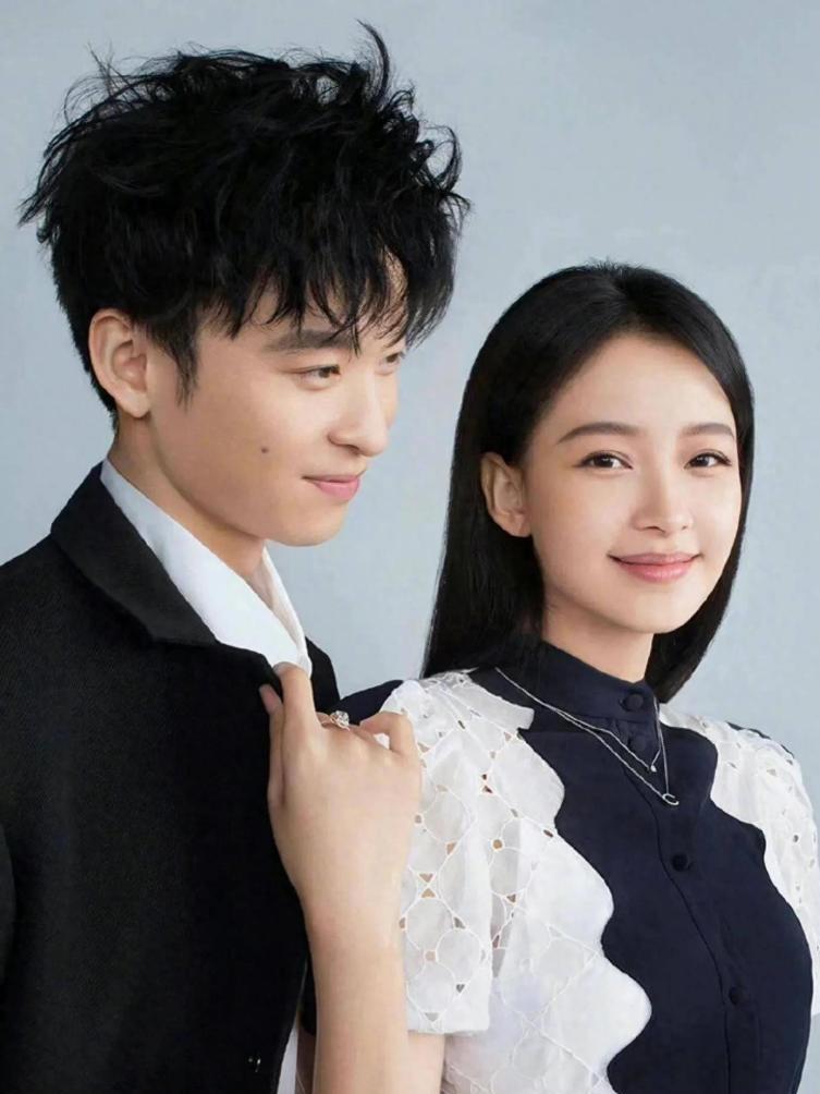 我问年轻的同事：什么是女人最好的医美？

她的回答：不结婚。

而另一同事却答出