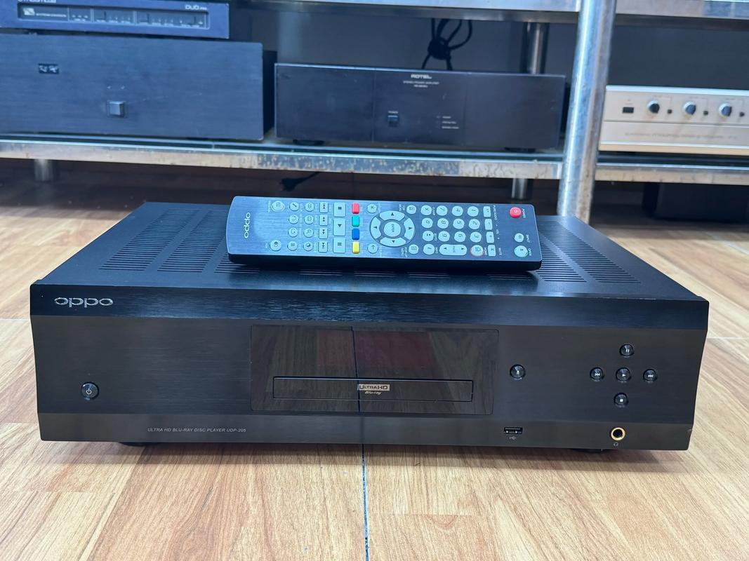 一台停产8年的电子产品，二手价格不降反涨，从1万多一路炒到7.5万元。
 
更离